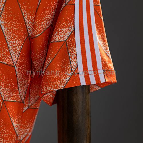 Retro 1988 Holland Home Retro