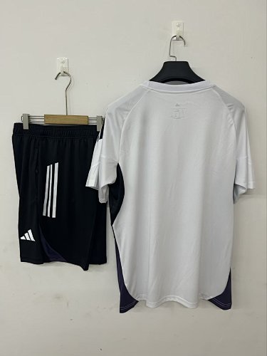 25/26 M-U Training Suit White S-3XL - 1