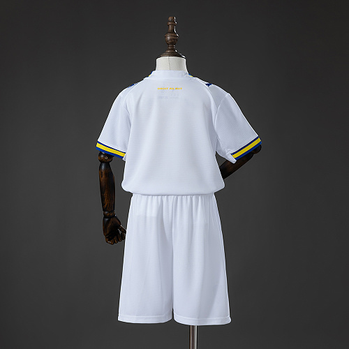 Olympique de Marseille 26/27 Home Kids Kit Jersey Size: 16-28