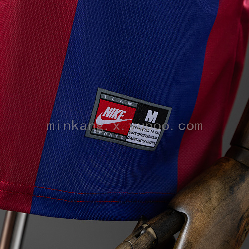 Retro 98/99 Barcelona home S-XXL - 1