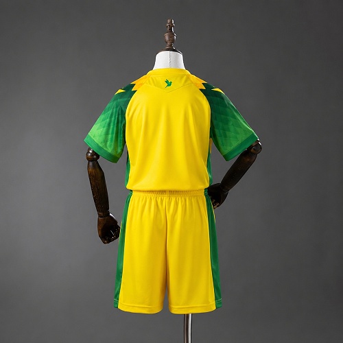 Nantes 26/27 Home Kids Kit Size 16-28