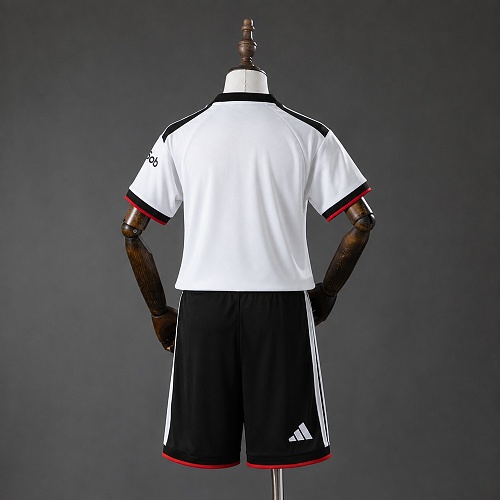 Fulham 26/27 Home Kids kit Size 16-28