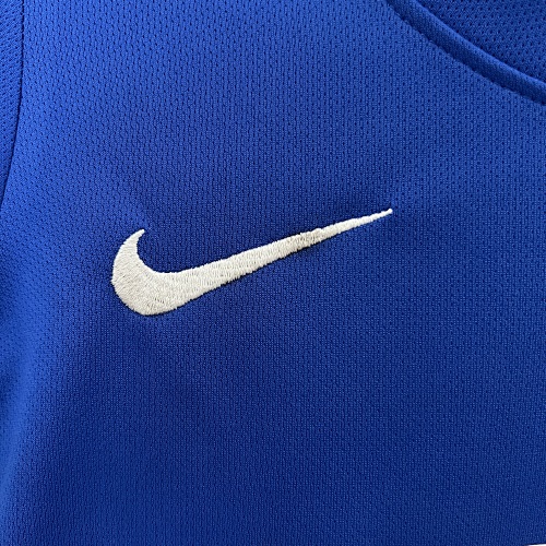 kids M-U 08/09 away size: 16-28