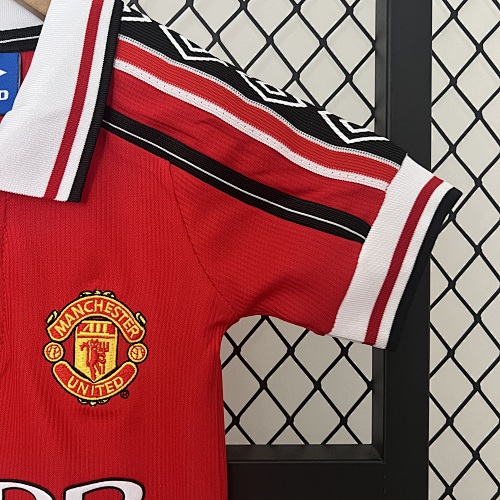 kids M-U 98/99 home size: 16-28
