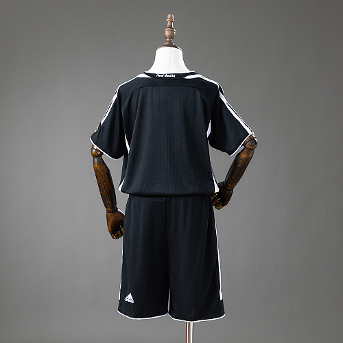 Real Madrid 06/07 Third Away Retro Kids Kit Jersey SIZE 16-28 - 1