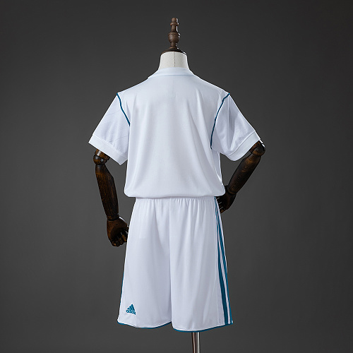 Real Madrid 17/18 Home Retro Kids Kit Jersey Size 16-28 - 1
